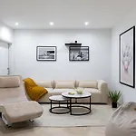 Vacation - Federer, Cine Room, Bbq, New Decoration, Garage, Old Town Location, Big Communal Pool, Andalusian Garden, Walking To The