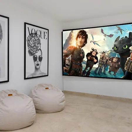 Vacation - Federer, Old Town With A Big Communal Pool And Andalusian Garden * Μαρμπέλλα