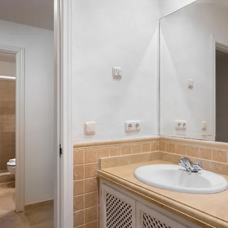 Σπίτι διακοπών Vacation - Federer, Old Town With A Big Communal Pool And Andalusian Garden *