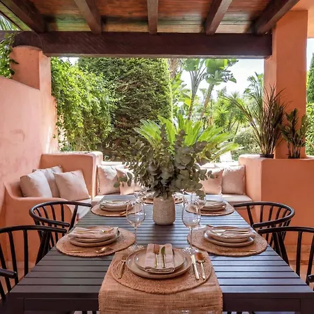 Vacation - Federer, Cine Room, Bbq, New Decoration, Garage, Old Town Location, Big Communal Pool, Andalusian Garden, Walking To The 別荘 マルベーリャ