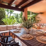 Semesterbostad Vacation - Federer, Cine Room, Bbq, New Decoration, Garage, Old Town Location, Big Communal Pool, Andalusian Garden, Walking To The