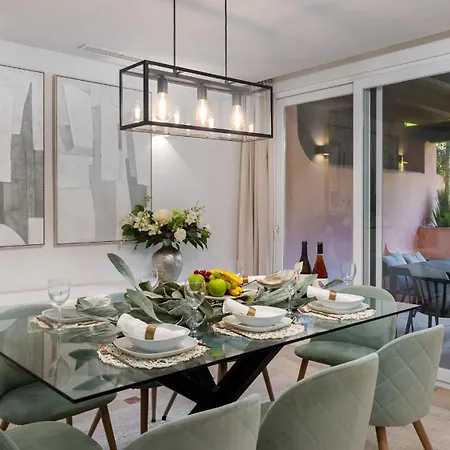 Vacation - Federer, Old Town With A Big Communal Pool And Andalusian Garden Holiday home