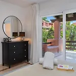 Vacation - Federer, Cine Room, Bbq, New Decoration, Garage, Old Town Location, Big Communal Pool, Andalusian Garden, Walking To The Holiday home